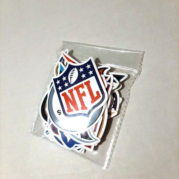 NFL Team Logo Stickers Football Merch Vinyl Decal waterproof 32 sticker pack new - Picture 4 of 4